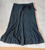Esprit Rock schwarz lang Baumwolle Gr. 38 neu! Niedersachsen - Sarstedt Vorschau