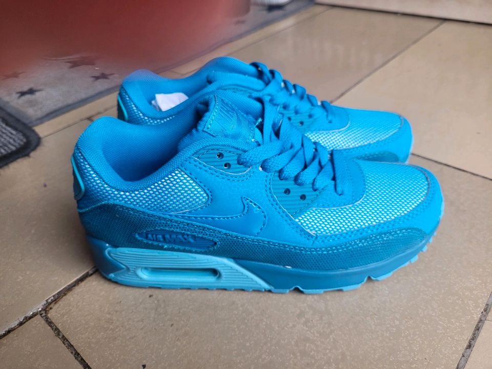 Nike Air Max 90 Premium Größe 37 blau türkis Sneaker Schuh Sport in Fulda