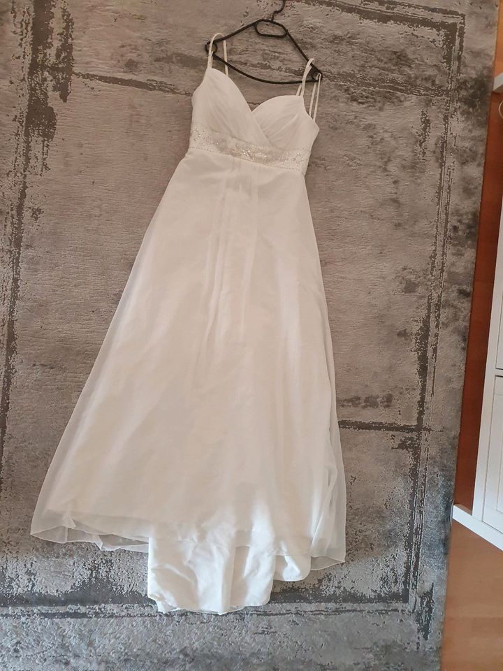 Hochzeitskleid, Brautkleid, weiß, Schleppe, 40, L in Bergisch Gladbach