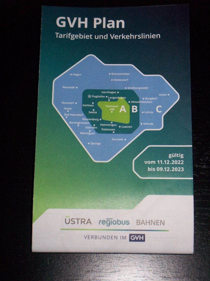 GVH Plan 2023 Üstra Regiobus DB Bahn Hannover Liniennetzplan in Hannover