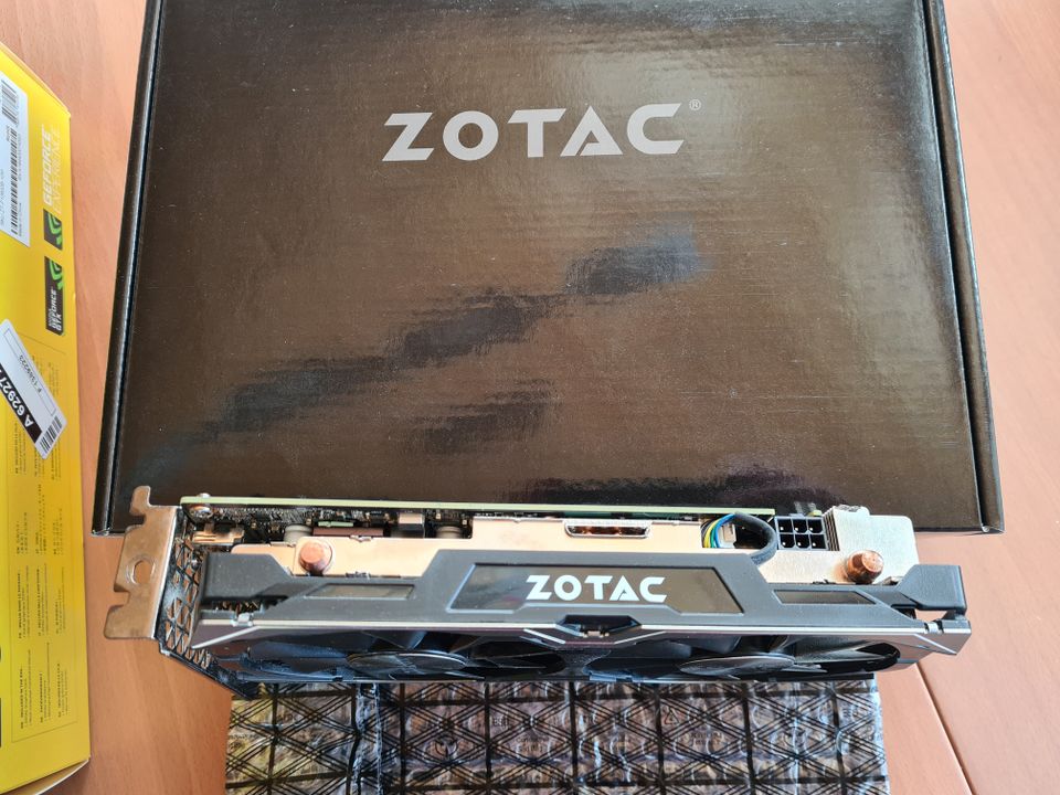 Grafikkarte GeForce GTX 1060 von Zotac, 6GB, AMP! Edition in Lauda-Königshofen