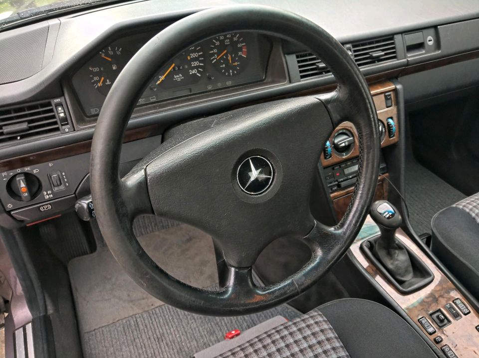 Mercedes Benz W124 300ce Coupe Sportline M103 TAUSCH E50 in Cölbe