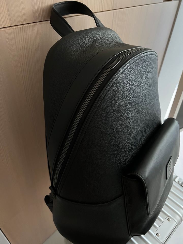 MCM Rucksack „STARK“ Leder schwarz in Stuttgart