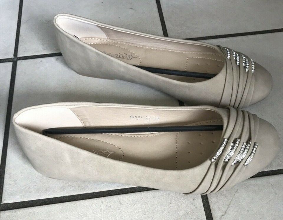 Schöne Ballerina beige Gr 38 NEU in Plankstadt