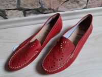 Caprice Damen Slipper, rot, neu, Größe 6,5 UK/39,5 München - Laim Vorschau