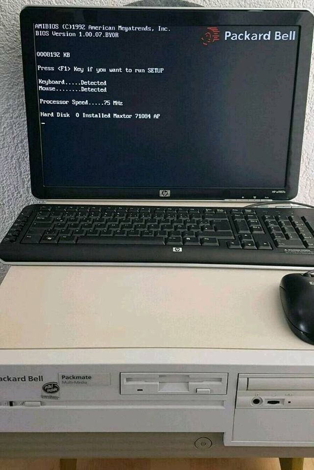 Packard Bell A940 4 x 4 Pentium TM Family Treiber CD und Spiele in Fichtenau