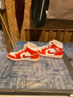 Jordan 1 Mid orange Damenschuh Bayern - Augsburg Vorschau