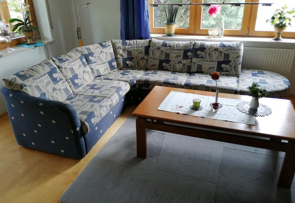 Ecksofa, Polstergruppe, Couch und Sessel gut erhalten in Ochsenhausen