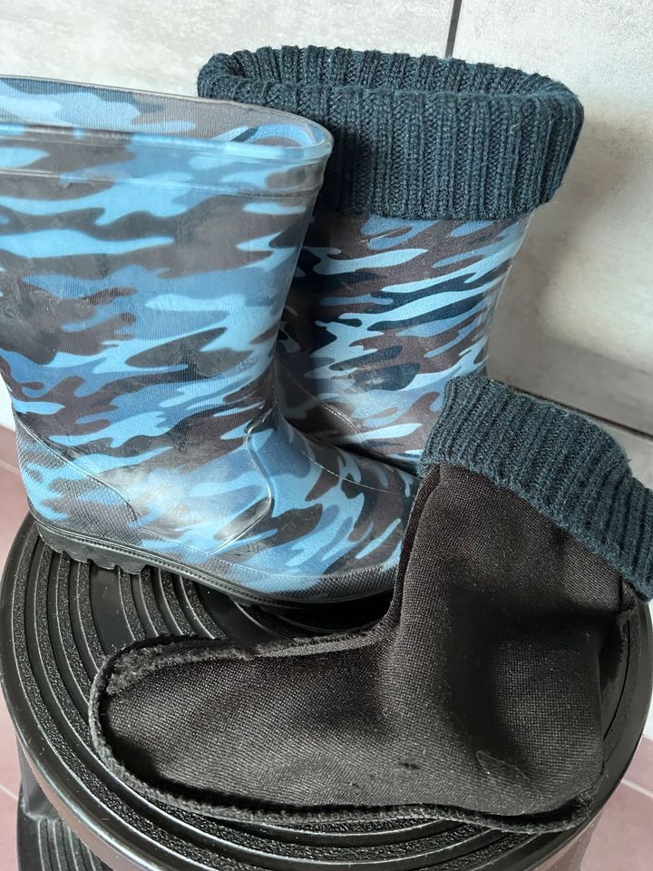 Gummistiefel für denn Herbst und Frühling in Mannheim