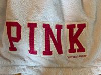Victoria‘s secret pink Bademantel xs weiß auch für Zwillinge Nürnberg (Mittelfr) - Nordstadt Vorschau