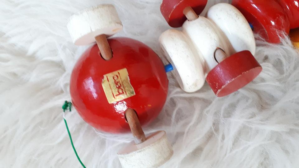 Altes Holzspielzeug Nachziehtier Raupe Vintage 70er 80er Jahre in Tuttlingen