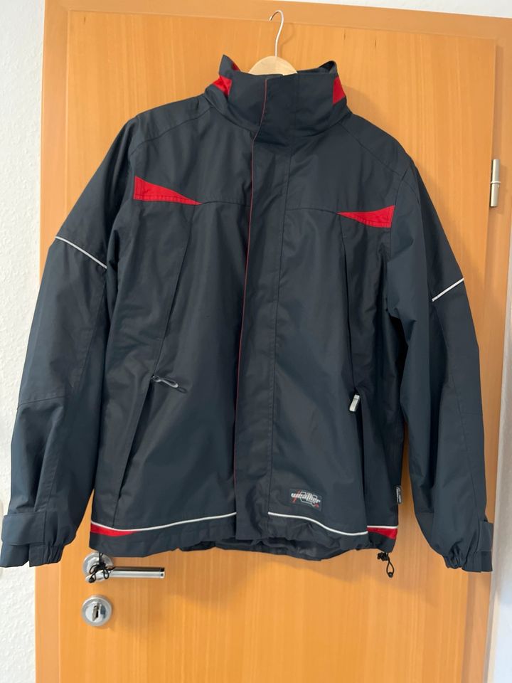 Regenjacke mit Fleecejacke schwarz/grau mit rot TCM Gr. S in Nienburg (Weser)