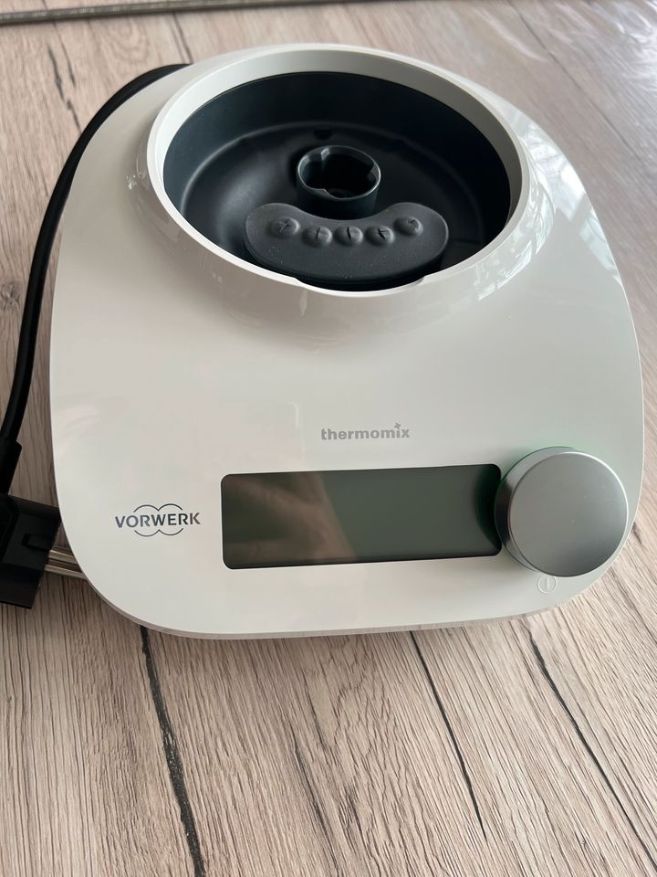 Thermomix Friend Neu und Ovp in Montabaur