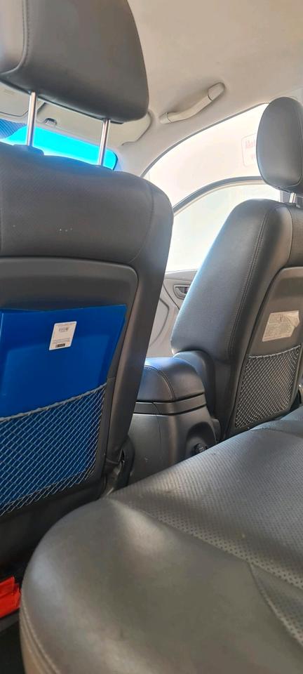 SUV Hyundai Tucson, Bj. 2005, TÜV NEU, Neuteile für 3.400 Euro. in Landau in der Pfalz