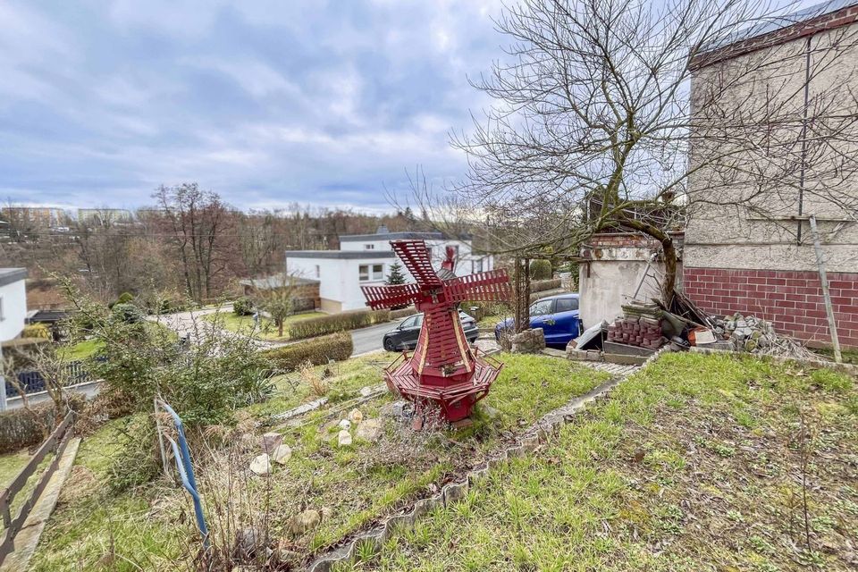 Zögern Sie nicht: Gepflegte Doppelhaushälfte mit Garten und einer Garage in Rochlitz in Rochlitz