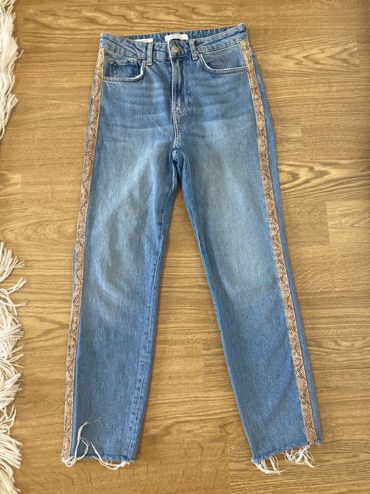 Jeans, neu in Weinheim