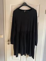 Asos schwarzes Kleid Übergröße 54 Niedersachsen - Saterland Vorschau