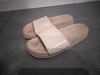 Mädchen Sandalen Schlappen Schuhe Esprit rose Gr. 36 Frankfurt am Main - Bergen-Enkheim Vorschau