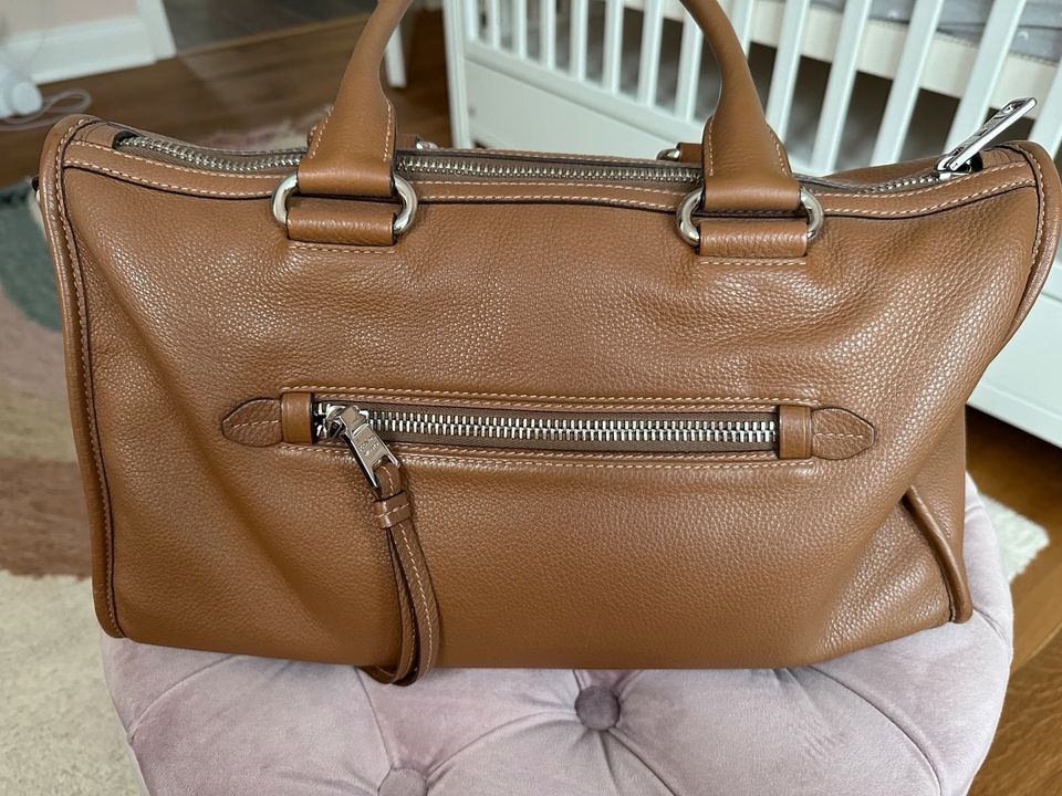 Prada Handtasche Henkeltasche Cognac in Bad Salzuflen