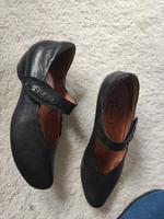 schicke, bequeme Lederschuhe von Think! Niedersachsen - Oldenburg Vorschau
