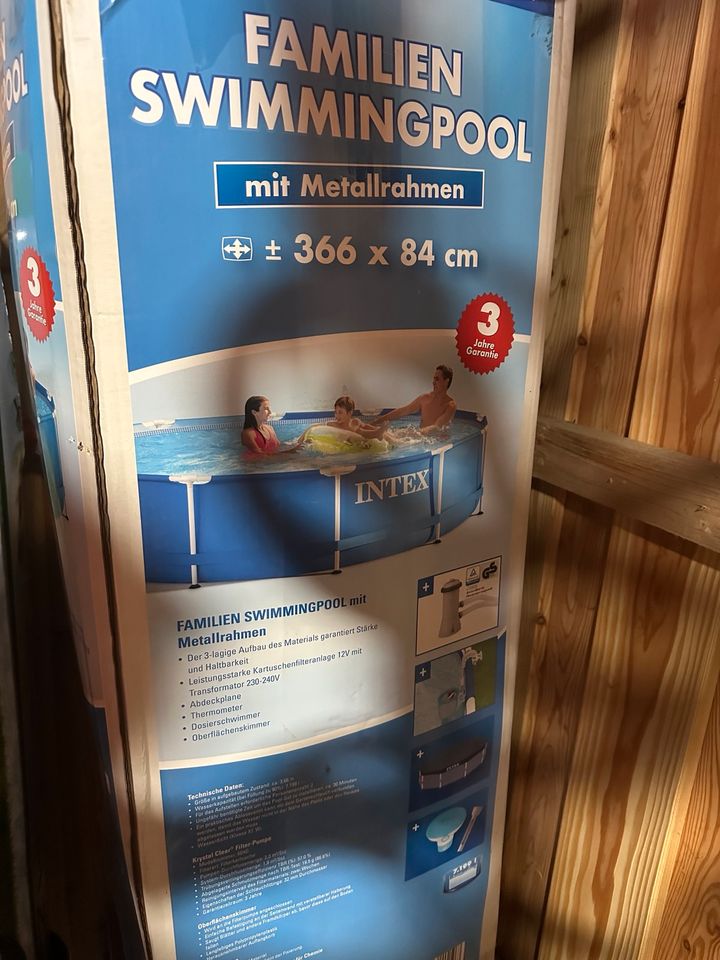 Familien Swimmingpool in Neumünster