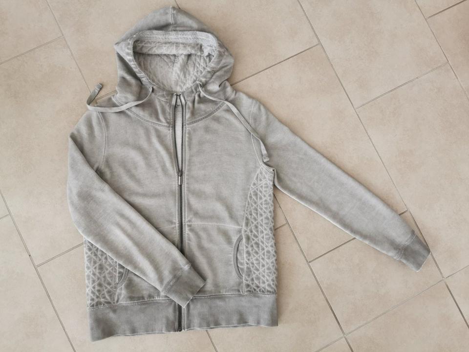 Sweatjacke mit Kapuze grau Opus Gr. 36/S/M Reißverschluß in Hirschaid