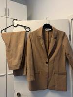 Asos Blazer Set S Anzug Zweilteiler Anzughose Karamell Hosenanzug Saarbrücken-Dudweiler - Dudweiler Vorschau