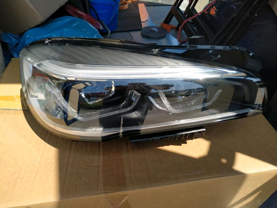 BMW F45 F46 8738642-04 LED rechts Frontscheinwerfer Scheinwerfer in Waldenbuch