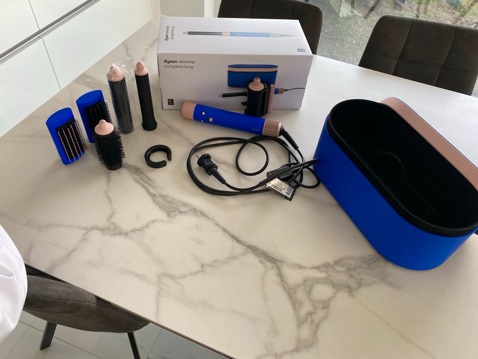 Dyson Air Wrap Multi Haarstyler Complete Long Limited Edition in Untergruppenbach