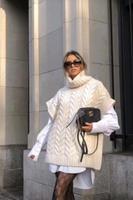 Neue beige Weste Größe L/40 von Zara Hessen - Bad Emstal Vorschau