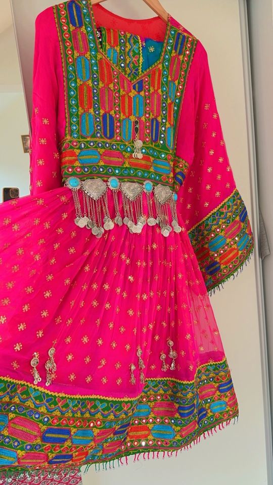 Afghanische Kleid/Henna Kleid in Bonn