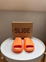 Yeezy Slide Enflame Orange US11 Hessen - Fulda Vorschau
