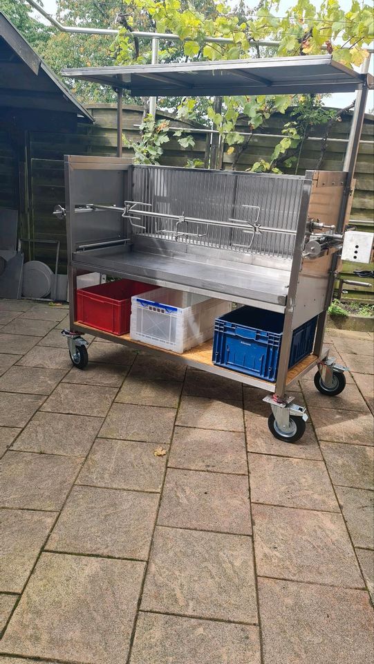 Spanferkelgrill  Lammgrill XXL  Fischgrill zum Mieten in Waldbröl