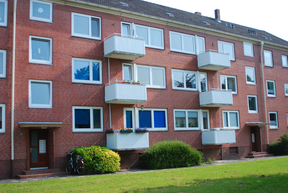 Großzügige Drei-Zimmer-Wohnung mit Balkon und Wohnberechtigungsschein im Wiesenhof zu vermieten! in Wilhelmshaven