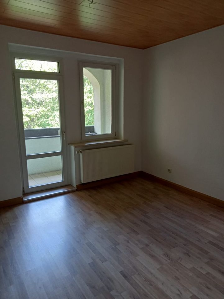 Zweiraumwohnung mit Balkon in 04746 Hartha Warmmiete 400€ in Hartha