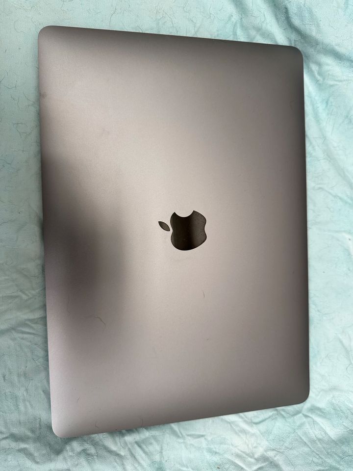 MacBook Air 13“, 256GB, 2019, A1932 in Bremen