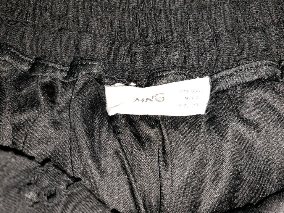 Mango Shorts S/ M (L) Häkelspitze kurze Hose in Bremen