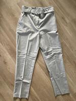 H&M Stoffhose elegante Hose mit Gürtel grau Gr. 40 high waist Leipzig - Connewitz Vorschau