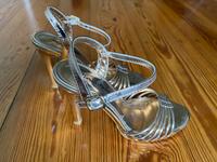 Sandaletten Sexy High Heels Rose Gold Glanz Glitzer 36 Eimsbüttel - Hamburg Eimsbüttel (Stadtteil) Vorschau