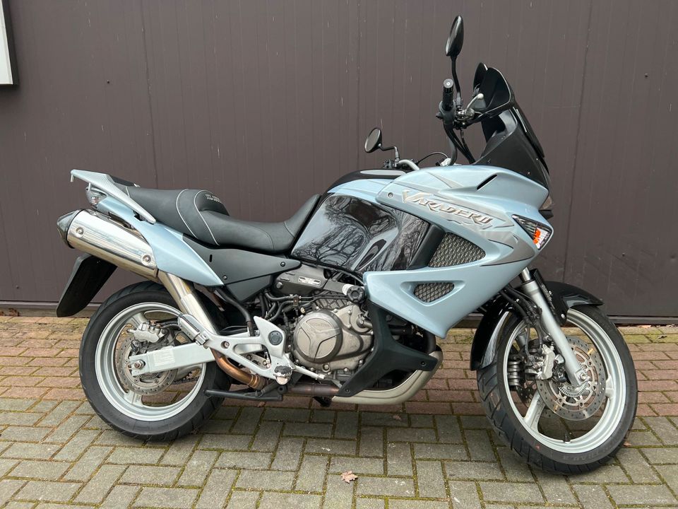 Honda VARADERO XL1000VA  Top Zustand Monatl. ab 89€ in Verden