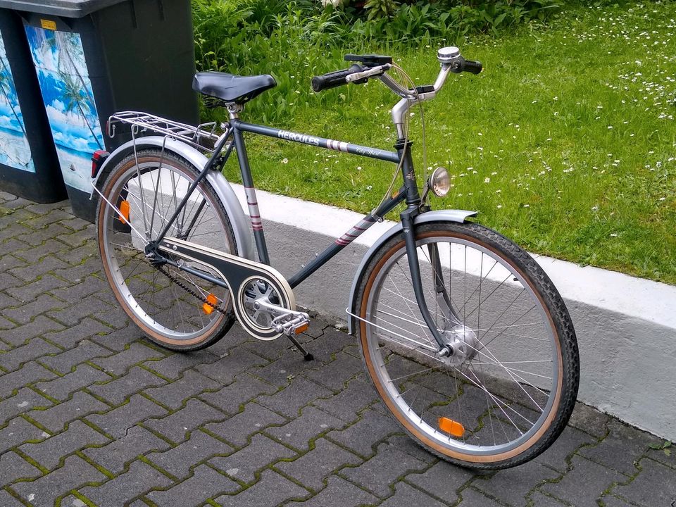 Top Erhalten: 26" Hercules City Sport Retro Fahrrad Trommelbremse in Offenbach