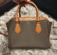 Michael Kors Henkeltasche JetSet Nordrhein-Westfalen - Mülheim (Ruhr) Vorschau