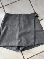 H&M Hosenrock Shorts Skirt Neu grau Größe 38 Nordrhein-Westfalen - Wülfrath Vorschau