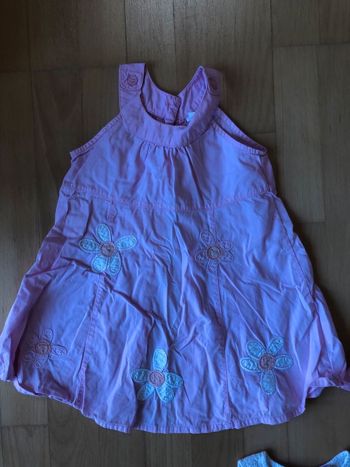 KINDERSACHEN KLEID KLEIDCHEN GR 86 TRÄGER DOPO DOPO in Berlin