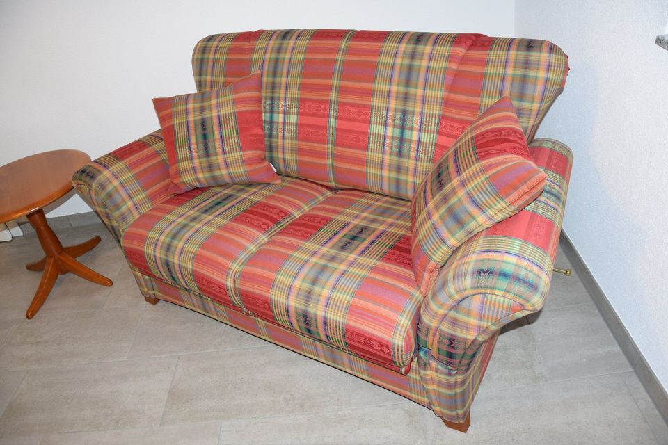 Frommholz Sofa 2-Sitzer, deutsche Markenqualität, neuwertig in Zell