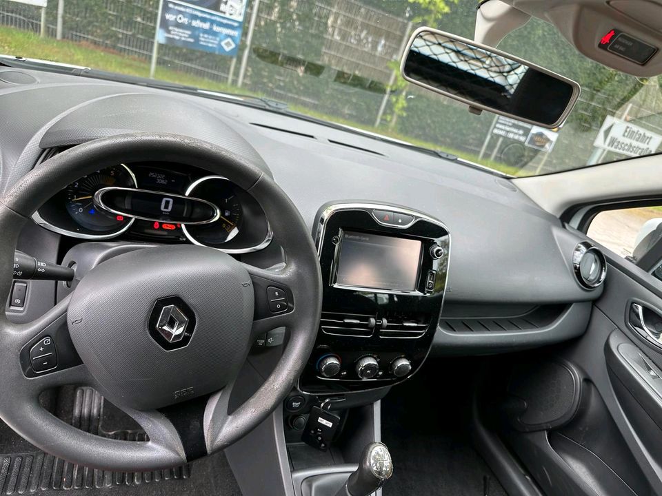 Renault Clio 4 1.5 2.Hand Klima in Oldenburg