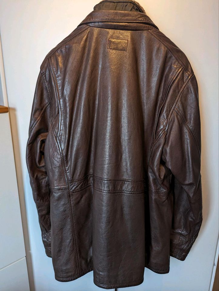 Deercraft Lederjacke Echtleder 4xl Größe 60 Herren braun Top in Lohne