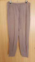 Bequeme leichte Hose von Mango Größe S (36) Leipzig - Sellerhausen-Stünz Vorschau
