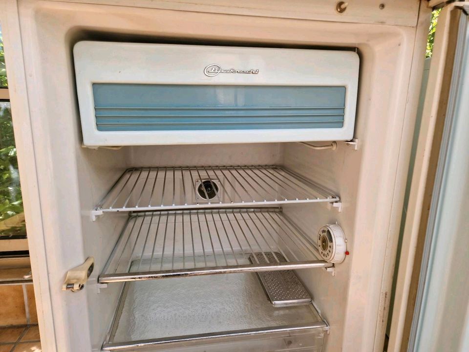 Bauknecht Kühlschrank Retro Vintage weiß hellblau in Fürstenfeldbruck