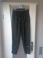 Schlupfhose zum Relaxen/Schlafen, M, Crinkle, schwarz/Blumen Rheinland-Pfalz - Saulheim Vorschau